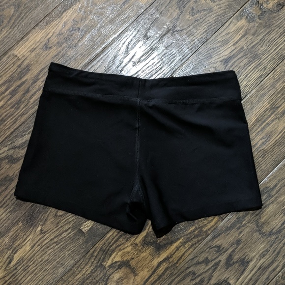 Nike Spandex Biker Shorts - Picture 2 of 4